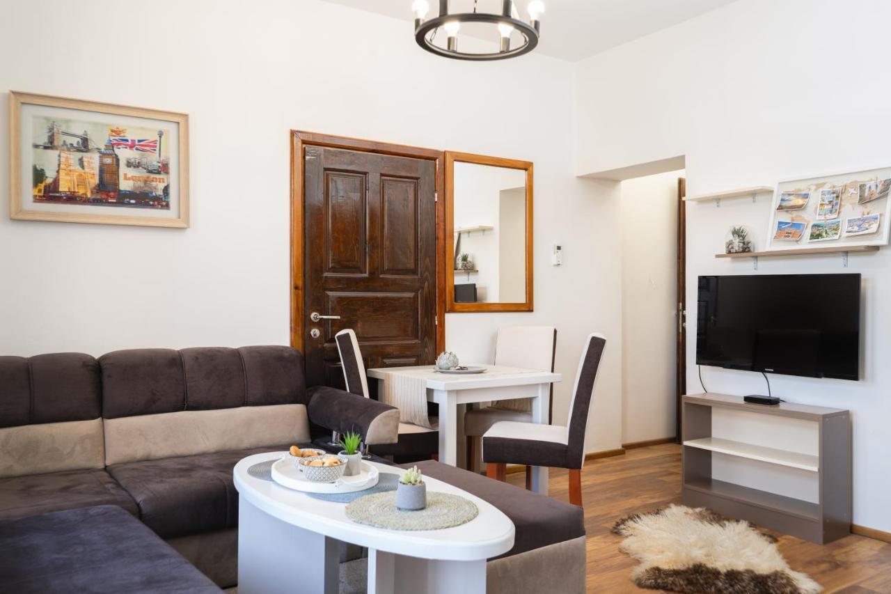 Villa Adelaida Сараево Экстерьер фото
